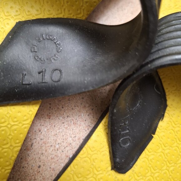 SWAMISZ SLIPPERS SIZE 10 WOMEN. - Picture 5 of 5